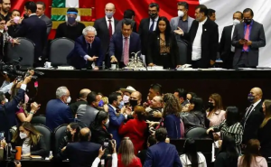 DE LOS NUEVOS “TRAIDORES A LA PATRIA” DE LOS NUEVOS “TRAIDORES A LA PATRIA”