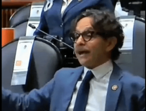 Nuevo escándalo en la Cámara de Diputados, ahora porque Gabriel Quadri llamó “señor” a la legisladora trans Salma Luévano Nuevo escándalo en la Cámara de Diputados, ahora porque Gabriel Quadri llamó “señor” a la legisladora trans Salma Luévano