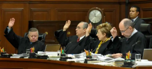 Prohibir trabajar en la IP por 10 años después de ejercer el servicio público vulnera la libertad de trabajo Prohibir trabajar en la IP por 10 años después de ejercer el servicio público vulnera la libertad de trabajo