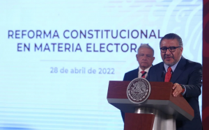 AMLO presenta su reforma electoral: va por sustituir al INE, bajar número de legisladores y reducir financiamiento AMLO presenta su reforma electoral: va por sustituir al INE, bajar número de legisladores y reducir financiamiento