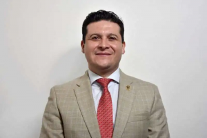 Héctor Corona nunca estuvo desaparecido, está muy tranquilo en Los Ángeles y no avisó a nadie de su viaje Héctor Corona nunca estuvo desaparecido, está muy tranquilo en Los Ángeles y no avisó a nadie de su viaje