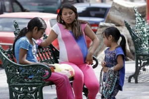 Se estima que en México el 70% de las mujeres de más de 15 años son madres Se estima que en México el 70% de las mujeres de más de 15 años son madres