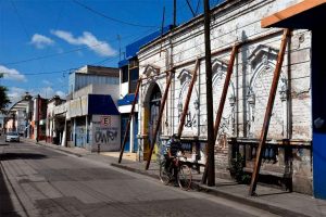 *MONITOREAN CASAS EN RIESGO DE COLAPSO* *MONITOREAN CASAS EN RIESGO DE COLAPSO*