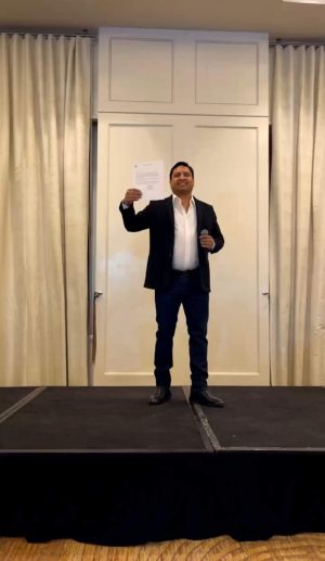 JULIÓN ÁLVAREZ, FUERA DE LA LISTA NEGRA JULIÓN ÁLVAREZ, FUERA DE LA LISTA NEGRA