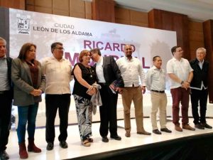 «Ya llegó la hora de la alternancia en Guanajuato»: Ricardo Moreal Ávila, Senador De Morena «Ya llegó la hora de la alternancia en Guanajuato»: Ricardo Moreal Ávila, Senador De Morena