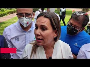 Costará al municipio 700 mil pesos retirar láminas del estadio de fútbol, para evitar riesgos a la población Costará al municipio 700 mil pesos retirar láminas del estadio de fútbol, para evitar riesgos a la población