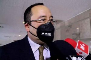 Dispuesto el INE a participar en discusión abierta e informada sobre la reforma política-electoral Dispuesto el INE a participar en discusión abierta e informada sobre la reforma política-electoral