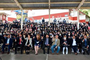 “Persigan sus sueños”, pide Navarro a niñas y niños de Guanajuato “Persigan sus sueños”, pide Navarro a niñas y niños de Guanajuato