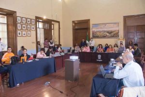 Continúan exposiciones de las dependencias municipales rumbo al Informe de Gobierno Continúan exposiciones de las dependencias municipales rumbo al Informe de Gobierno