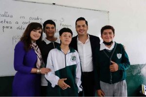 César Prieto llama a niños y jóvenes a erradicar el bullying César Prieto llama a niños y jóvenes a erradicar el bullying