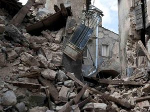 Aumentan a 96 los muertos en China luego de sismo Aumentan a 96 los muertos en China luego de sismo