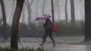 Fiestas patrias se celebraría bajo lluvia en algunos estados Fiestas patrias se celebraría bajo lluvia en algunos estados