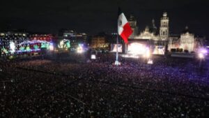 ¡Increible presentación del Grupo Firme ! ¡Increible presentación del Grupo Firme !