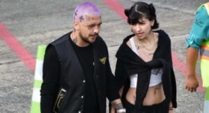 Nodal dedica canción a Cazzu Nodal dedica canción a Cazzu