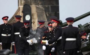 Homenaje a la Reina Isabel ll Homenaje a la Reina Isabel ll