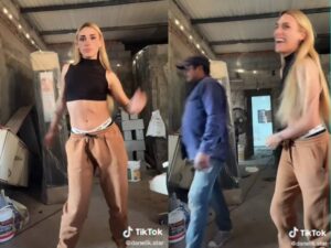 Albañil se hace famoso por salir en video bailando. Albañil se hace famoso por salir en video bailando.
