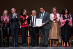 El Festival Internacional Cervantino reconoce a grandes talentos en su edición 50 El Festival Internacional Cervantino reconoce a grandes talentos en su edición 50