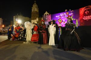 DISFRUTAN DEL SEXTO FESTIVAL ‘REVIVIENDO LAS TRADICIONES’ DISFRUTAN DEL SEXTO FESTIVAL ‘REVIVIENDO LAS TRADICIONES’
