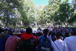 FORTALECEN IDENTIDAD CON FUNCIÓN DE TÍTERES FORTALECEN IDENTIDAD CON FUNCIÓN DE TÍTERES