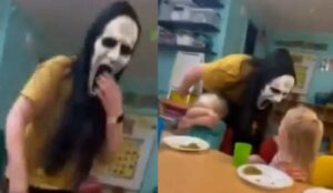 Maestra asusta a niños Maestra asusta a niños