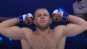 Muere peleador de MMA por supuesta sandía envenenada Muere peleador de MMA por supuesta sandía envenenada