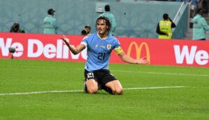 FIFA abre expediente a Uruguay y cuatro futbolistas charrúas por protestas FIFA abre expediente a Uruguay y cuatro futbolistas charrúas por protestas