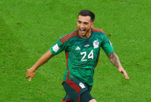 Luis Chávez firmó el gol más potente en lo que va de Qatar 2022 Luis Chávez firmó el gol más potente en lo que va de Qatar 2022