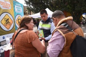 CONCIENTIZAN CON CAMPAÑA DE MOVILIDAD ACTIVA, SUSTENTABLE Y SEGURA CONCIENTIZAN CON CAMPAÑA DE MOVILIDAD ACTIVA, SUSTENTABLE Y SEGURA