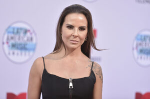 Kate del Castillo reveló que le pidieron operarse para cumplir con los estandares Kate del Castillo reveló que le pidieron operarse para cumplir con los estandares
