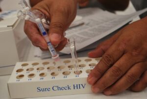 Guanajuato cerró el 2022 invirtiendo más de 111 millones de pesos para dotar de medicamentos antirretrovirales para pacientes con VIH. Guanajuato cerró el 2022 invirtiendo más de 111 millones de pesos para dotar de medicamentos antirretrovirales para pacientes con VIH.
