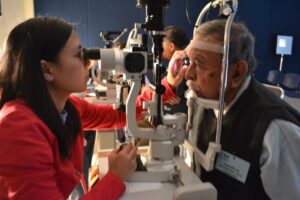El Sistema de Salud Gto emprendió una valoración de 43 prospectos para cirugía de cataratas en Irapuato. El Sistema de Salud Gto emprendió una valoración de 43 prospectos para cirugía de cataratas en Irapuato.