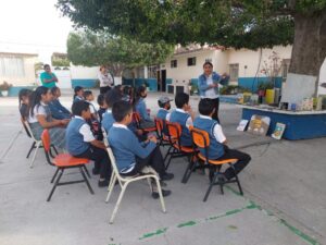 Coordinación de Educación lleva la Biblioteca a tu Escuela Coordinación de Educación lleva la Biblioteca a tu Escuela