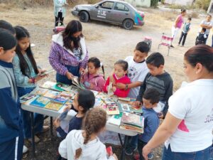 Coordinación de Educación lleva la Biblioteca a tu Comunidad Coordinación de Educación lleva la Biblioteca a tu Comunidad