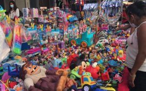 Ausencia de Comercio en vísperas de Reyes Magos Ausencia de Comercio en vísperas de Reyes Magos