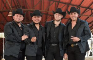 Calibre 50 presenta su nuevo sencillo «Dirección Equivocada» Calibre 50 presenta su nuevo sencillo «Dirección Equivocada»