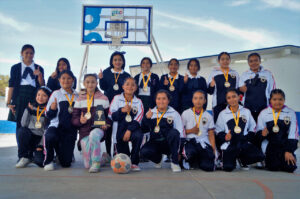 Un referente futbolístico, las alumnas de la de la primaria, “Miguel Hidalgo” Un referente futbolístico, las alumnas de la de la primaria, “Miguel Hidalgo”