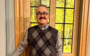 Pedro Sola pasea por Mazatlán en pleno toque de queda Pedro Sola pasea por Mazatlán en pleno toque de queda