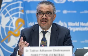 La OMS mantiene el nivel máximo de alerta para la pandemia de covid-19 La OMS mantiene el nivel máximo de alerta para la pandemia de covid-19