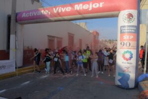 Corren 3 Km por Día del Amor y la Amistad Corren 3 Km por Día del Amor y la Amistad