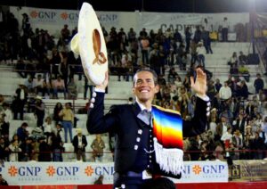 Diego Silveti triunfó clamorosamente en su histórica encerrona; 5 orejas y rabo Diego Silveti triunfó clamorosamente en su histórica encerrona; 5 orejas y rabo