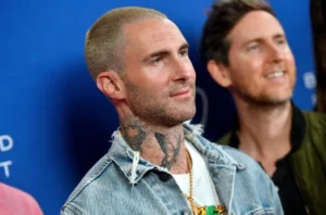 Adam Levine denuncia estafa al comprar un coche de alta gama Adam Levine denuncia estafa al comprar un coche de alta gama