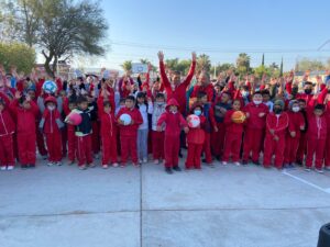 Rehabilitan Canchas de Usos Múltiples en La Mora y Salitre de Saavedra Rehabilitan Canchas de Usos Múltiples en La Mora y Salitre de Saavedra