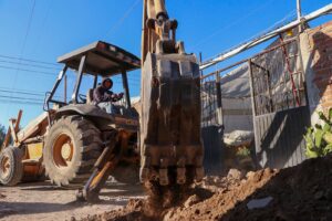 MEJORAN SERVICIOS BÁSICOS EN COMUNIDADES RURALES MEJORAN SERVICIOS BÁSICOS EN COMUNIDADES RURALES