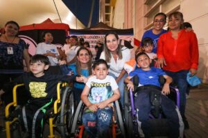 DISFRUTAN PERSONAS CON DISCAPACIDAD DE FERIA INCLUYENTE DISFRUTAN PERSONAS CON DISCAPACIDAD DE FERIA INCLUYENTE
