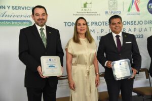 RECONOCEN LABOR DE PROFESIONALES INMOBILIDARIOS RECONOCEN LABOR DE PROFESIONALES INMOBILIDARIOS