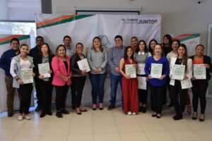 Personal de DIF Municipal reciben Constancias por Curso del IECA Personal de DIF Municipal reciben Constancias por Curso del IECA