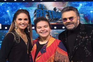 Lucero Mijares festeja su debut en Teatro Lucero Mijares festeja su debut en Teatro