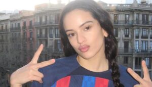 El Barcelona lanza jersey especial de Rosalía El Barcelona lanza jersey especial de Rosalía