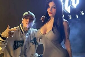 Santa Fe Klan y Karely Ruiz lanzarán canción juntos Santa Fe Klan y Karely Ruiz lanzarán canción juntos