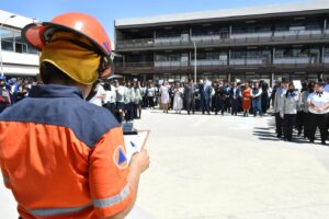 PARTICIPAN MÁS DE 4 MIL EN PRIMER SIMULACRO NACIONAL DE SISMO PARTICIPAN MÁS DE 4 MIL EN PRIMER SIMULACRO NACIONAL DE SISMO